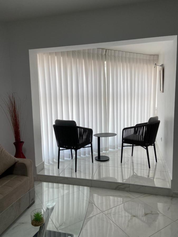 Amazing Suite On The Sea-סוויטה מדהימה על הים Bat Yam Exterior foto