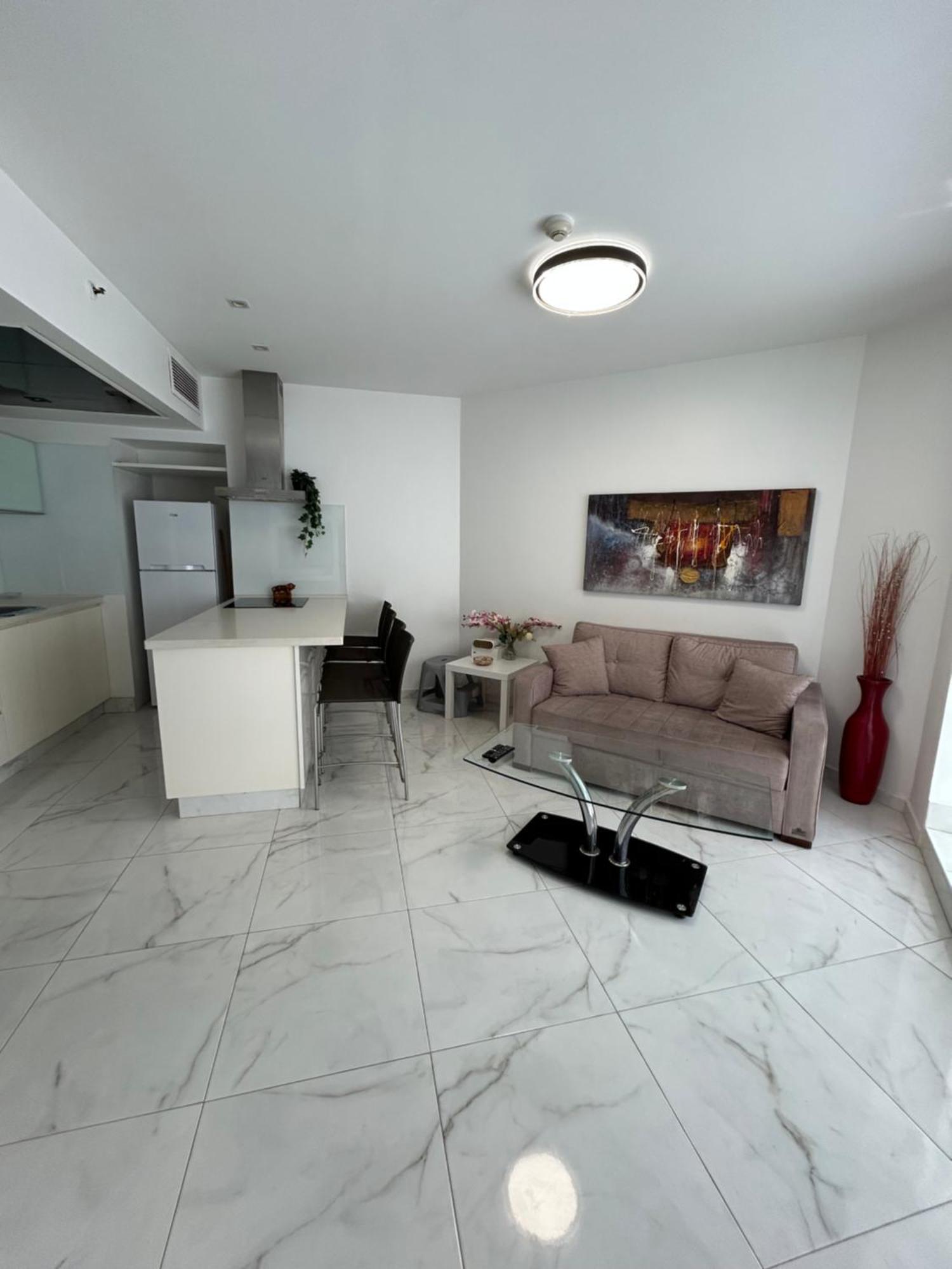 Amazing Suite On The Sea-סוויטה מדהימה על הים Bat Yam Exterior foto
